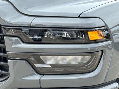 Ceramic Gray Clearcoat 2026 RAM 2500 Lone Star Crew Cab 4x4 6'4' Box