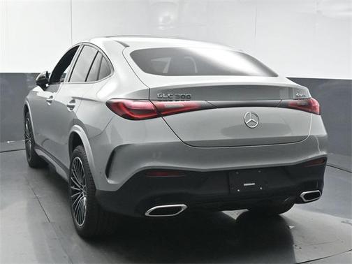 2026 Mercedes-Benz GLC 300 Base 4MATIC