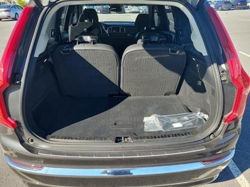 2024 Volvo XC90 B6 Plus Bright Theme 7-Seater