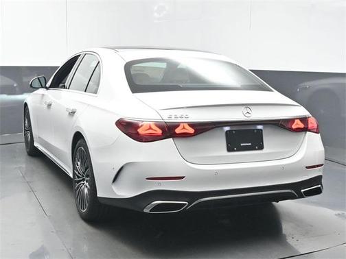 2026 Mercedes-Benz E-Class 350