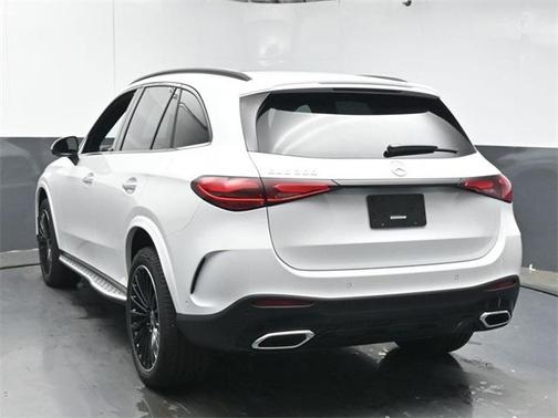 2025 Mercedes-Benz GLC 300 Base