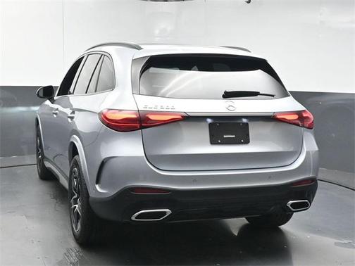 2025 Mercedes-Benz GLC 300 Base