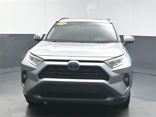 2019 Toyota RAV4 Hybrid XLE
