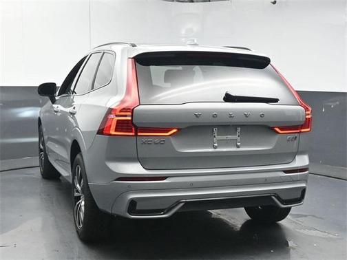 2025 Volvo XC60 B5 Core