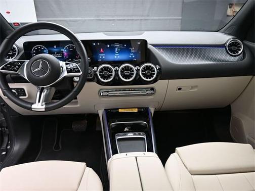2025 Mercedes-Benz GLA 250 Base