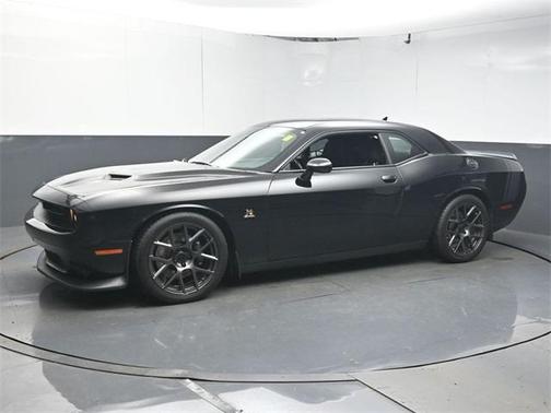 2016 Dodge Challenger R/T Scat Pack