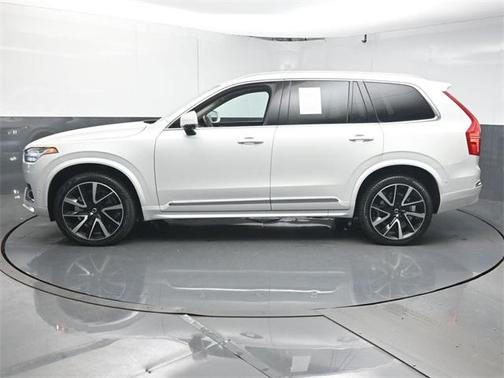 2023 Volvo XC90 B6 Plus 6-Seater