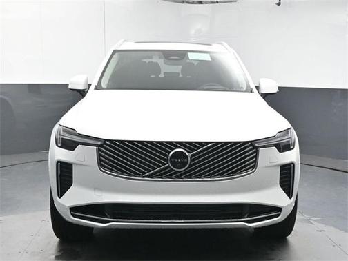 2025 Volvo XC90 Plug-In Hybrid T8 Ultra 7-Seater