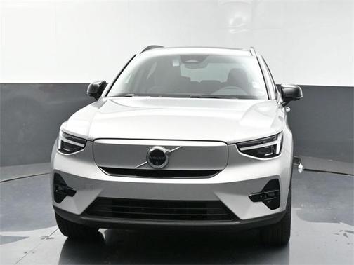 2024 Volvo XC40 Recharge Pure Electric Plus