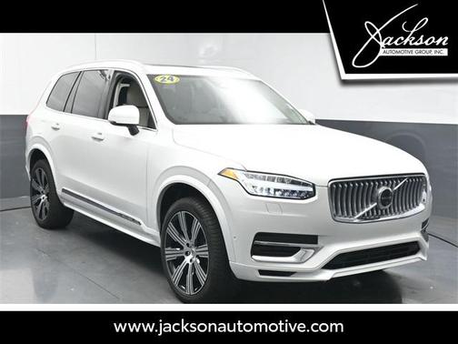 2024 Volvo XC90 Recharge Plug-In Hybrid T8 Ultimate Bright Theme 7-Seater