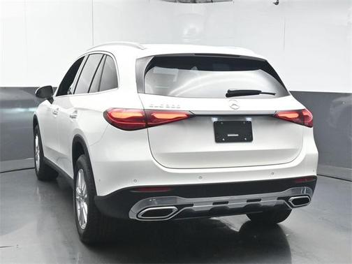2026 Mercedes-Benz GLC 300 Base
