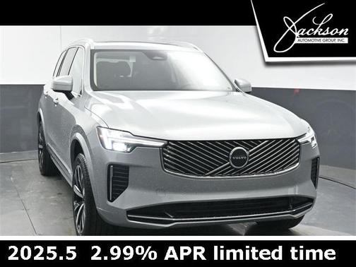 2025 Volvo XC90 B6 Core