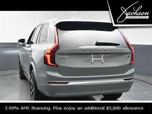 2025 Volvo XC90 B6 Core