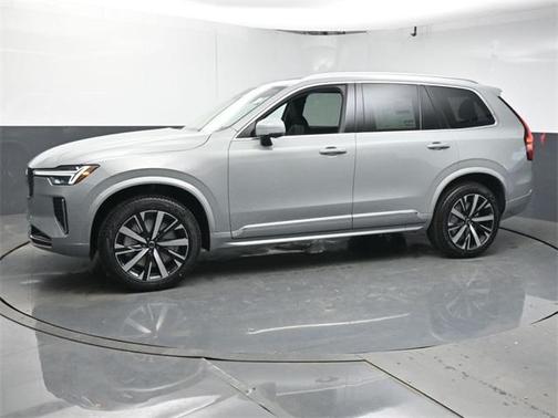2025 Volvo XC90 B6 Core