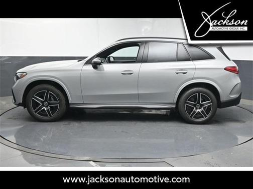 2025 Mercedes-Benz GLC 300 Base