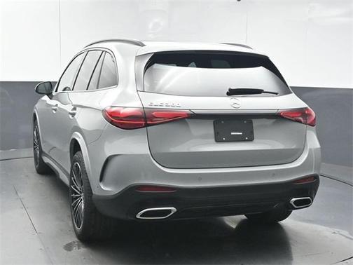 2026 Mercedes-Benz GLC 300 Base