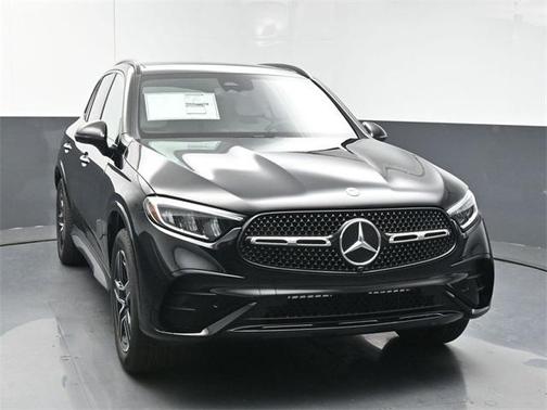 2025 Mercedes-Benz GLC 350e Base 4MATIC