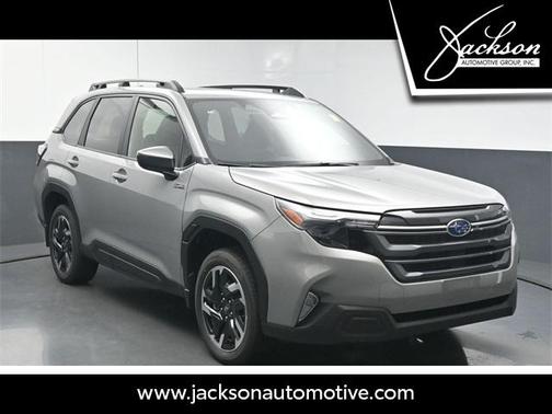 2025 Subaru Forester Hybrid Premium