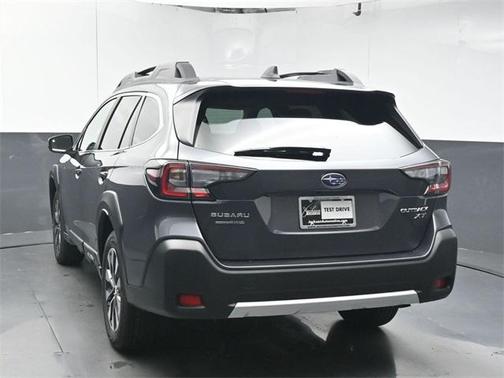 2025 Subaru Outback Limited XT