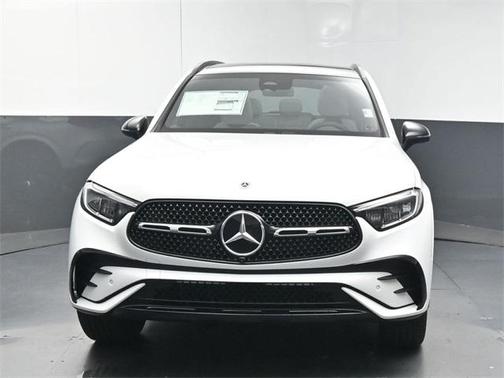 2025 Mercedes-Benz GLC 300 Base