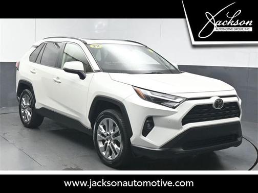 2022 Toyota RAV4 XLE Premium