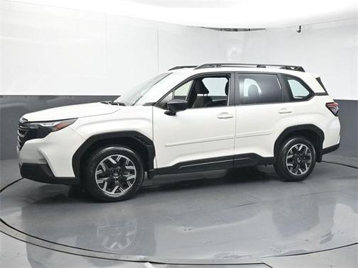 2025 Subaru Forester Base