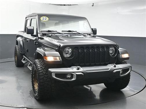 2022 Jeep Gladiator Sport