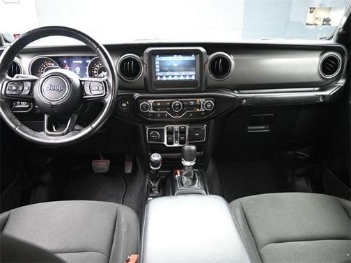 2022 Jeep Gladiator Sport