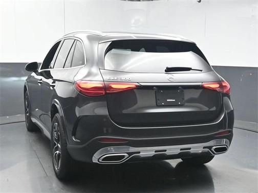 2026 Mercedes-Benz GLC 300 Base