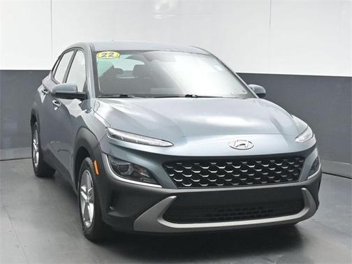 2022 Hyundai KONA SE