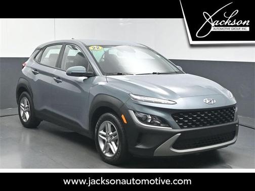 2022 Hyundai KONA SE