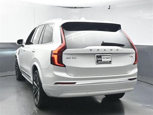 2025 Volvo XC90 Plug-In Hybrid T8 Ultra 7-Seater