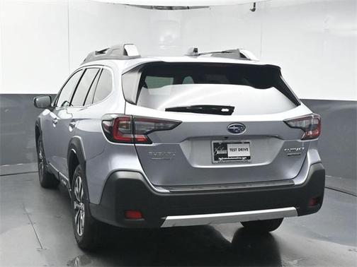 2025 Subaru Outback Touring