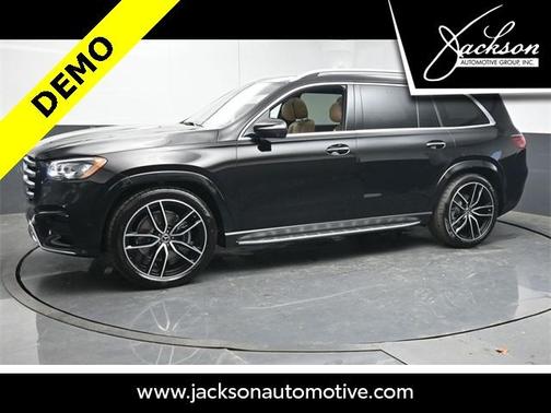2025 Mercedes-Benz GLS 450 4MATIC