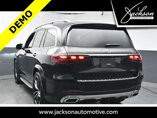 2025 Mercedes-Benz GLS 450 4MATIC