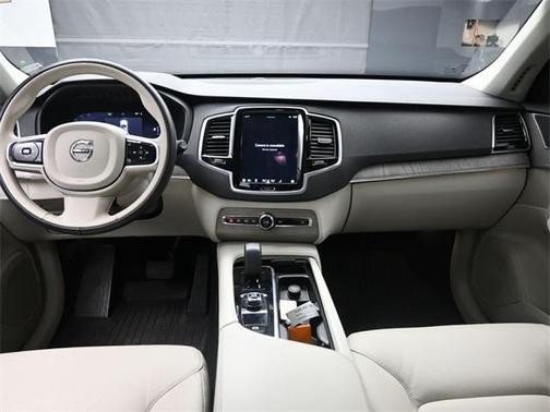 2023 Volvo XC90 B6 Plus 7-Seater