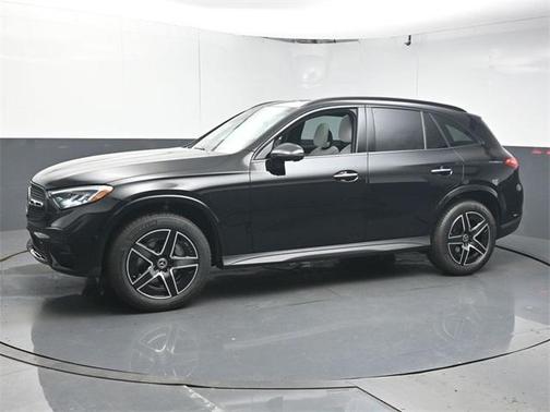 2026 Mercedes-Benz GLC 300 Base