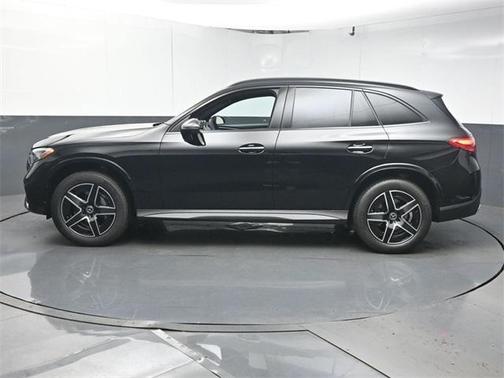 2026 Mercedes-Benz GLC 300 Base