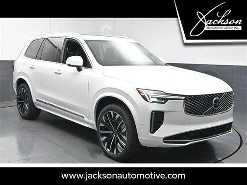2025 Volvo XC90 B6 Plus 7-Seater