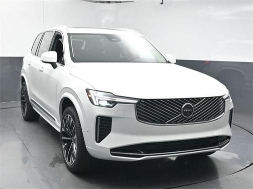 2025 Volvo XC90 B6 Plus 7-Seater
