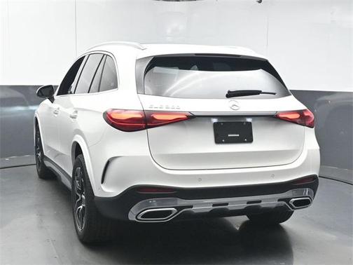 2026 Mercedes-Benz GLC 300 Base