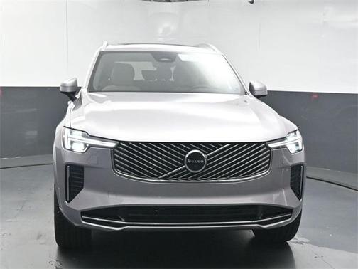 2026 Volvo XC90 B5 Plus 7-Seater