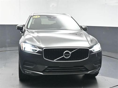 2019 Volvo XC60 T6 Momentum