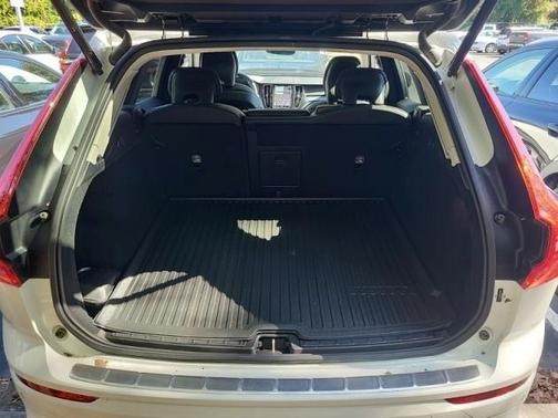 2024 Volvo XC60 B5 Core