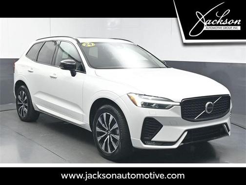 2024 Volvo XC60 B5 Core
