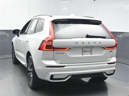 2024 Volvo XC60 B5 Core