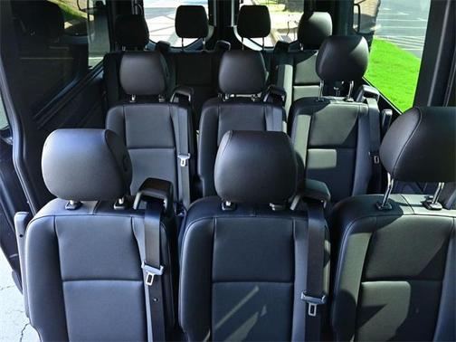2024 Mercedes-Benz Sprinter 2500 144 WB Standard Roof Passenger