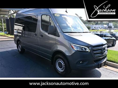 2024 Mercedes-Benz Sprinter 2500 144 WB Standard Roof Passenger