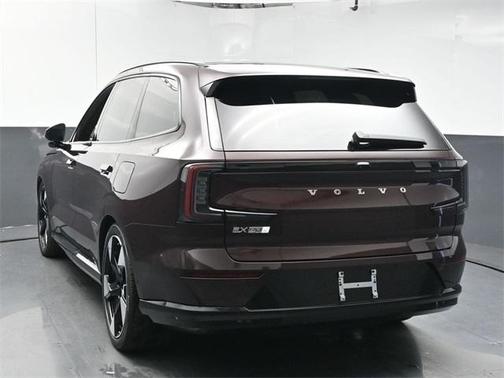 2025 Volvo EX90 Twin Motor Performance Ultra 6-Seater