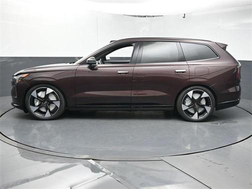2025 Volvo EX90 Twin Motor Performance Ultra 6-Seater